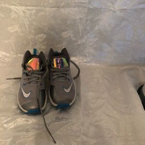 LeBron Nike’s preschool shoes